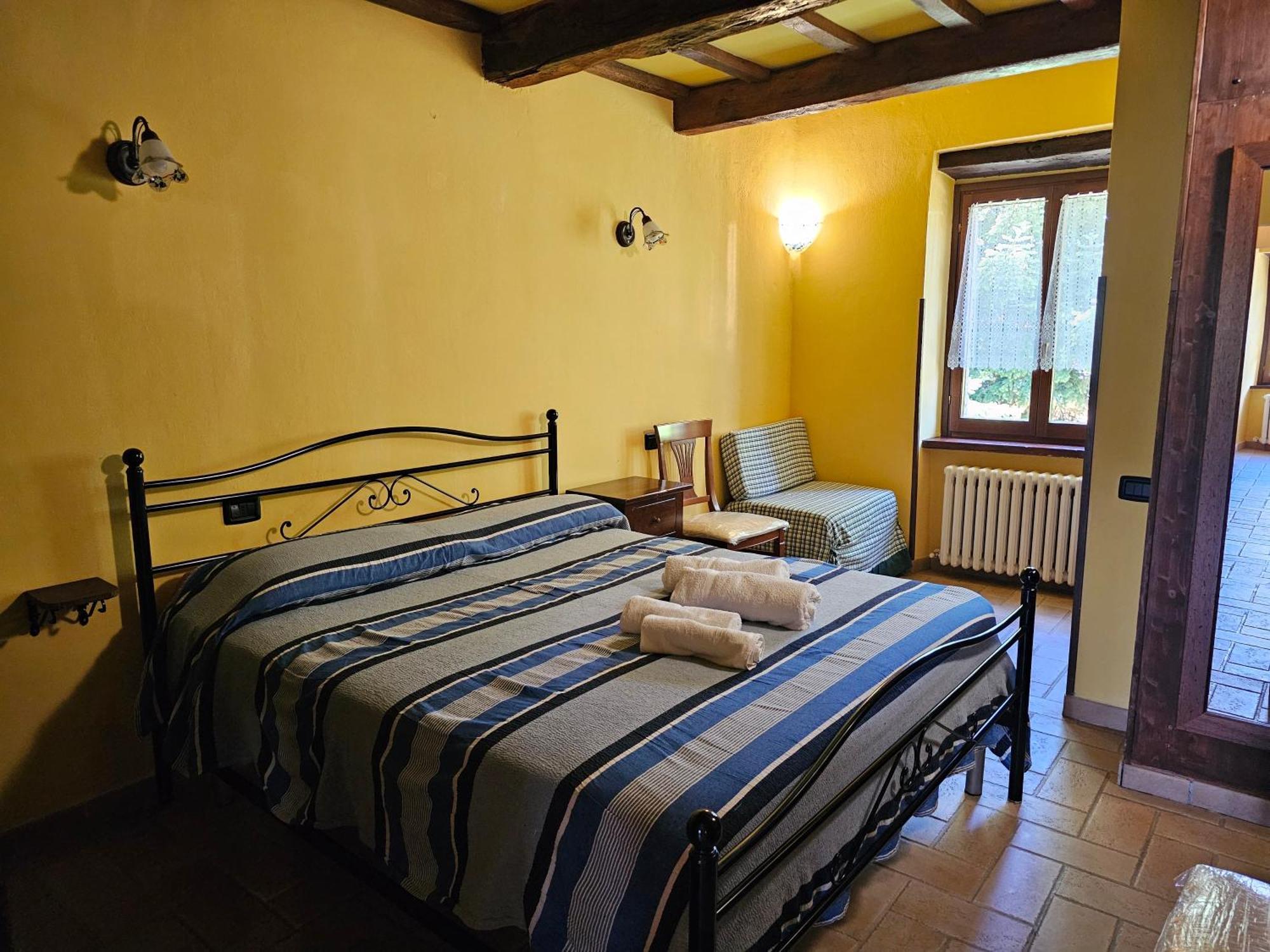 Agriturismo Ca Serrantonio - Ferri Appartamento Rossini Урбанія Екстер'єр фото